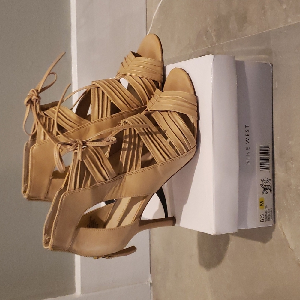 Nine West Nude Natural Lace up Heels Galaxy sz 8.5
